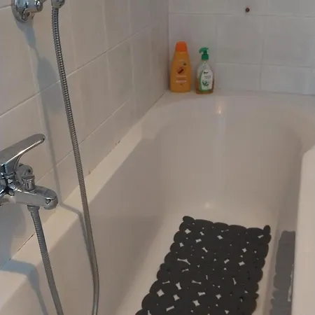 Privatunterkunft 7 Laghi Buguggiate